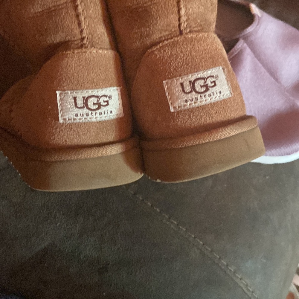 UGG KIDS # 2 one time used